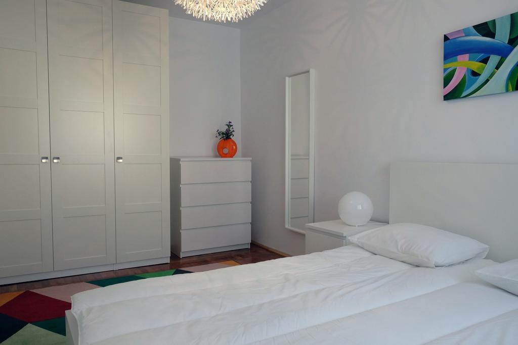 Olympus Apartment Alba Iulia Extérieur photo