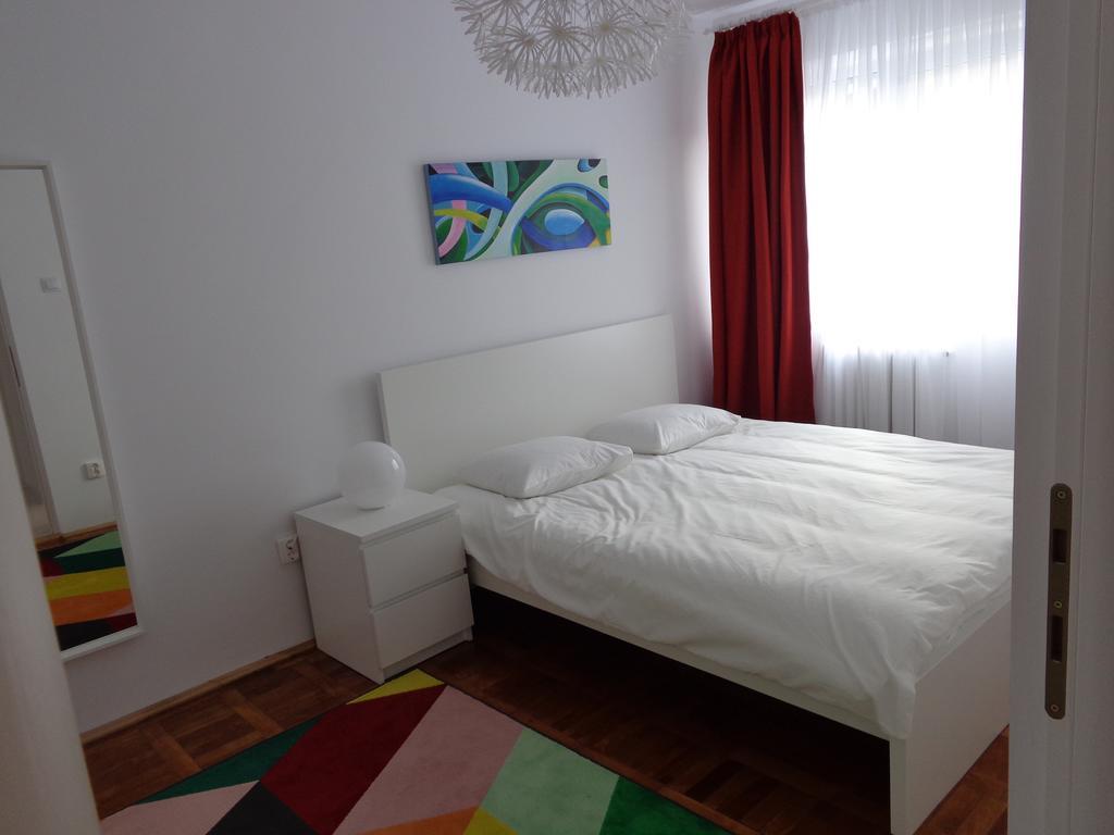 Olympus Apartment Alba Iulia Extérieur photo