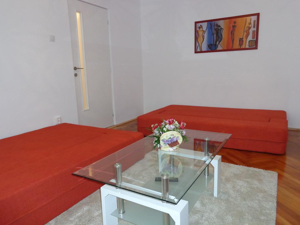 Olympus Apartment Alba Iulia Extérieur photo